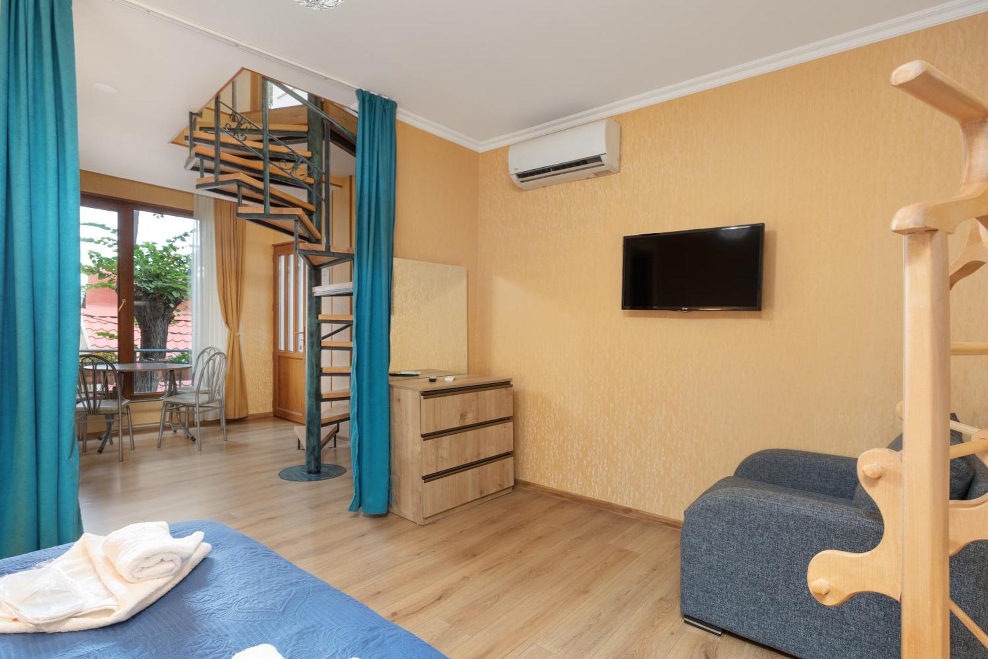 Apartments With Wine Cellar In Old Tbilisi ภายนอก รูปภาพ