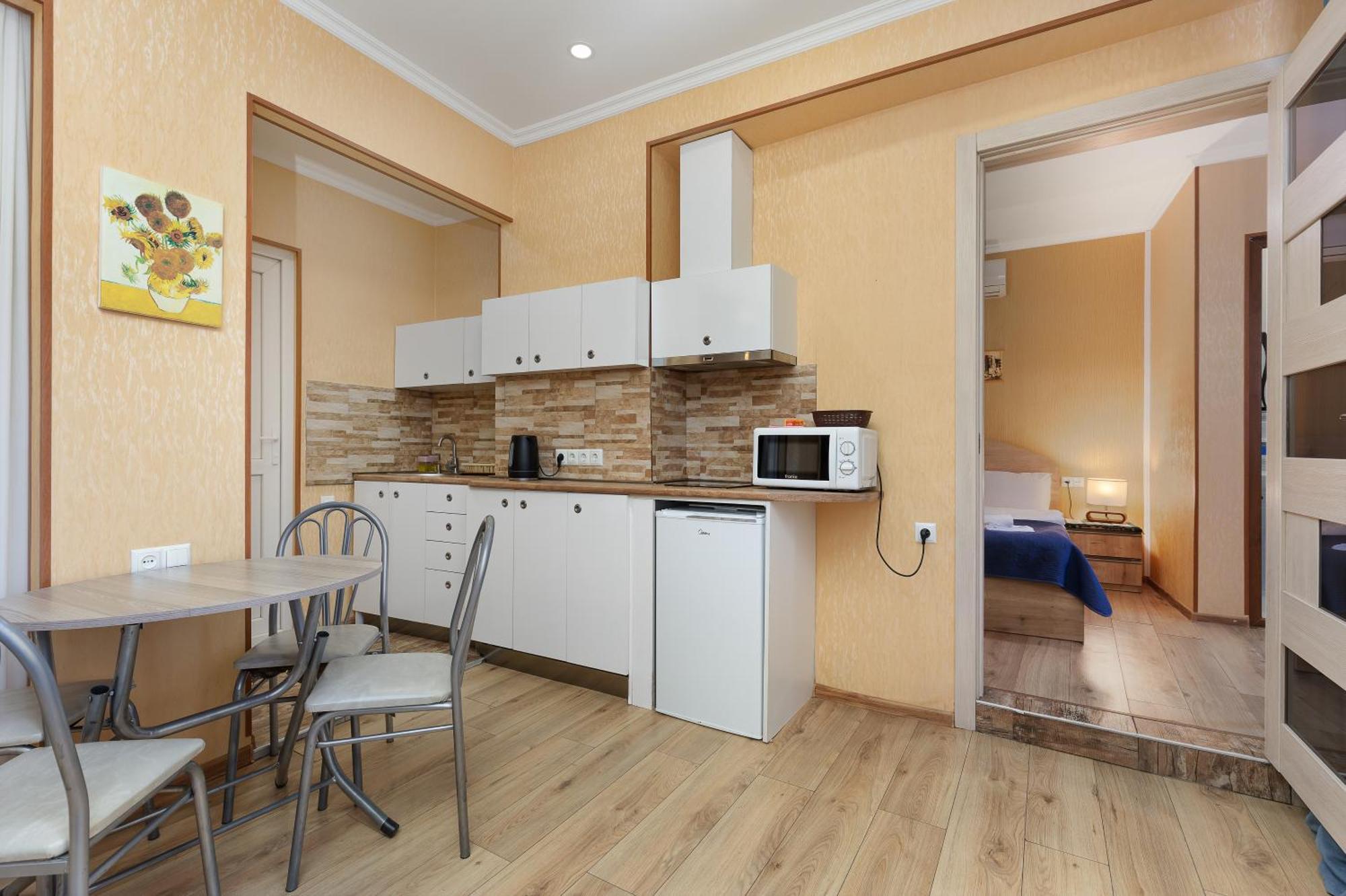 Apartments With Wine Cellar In Old Tbilisi ภายนอก รูปภาพ